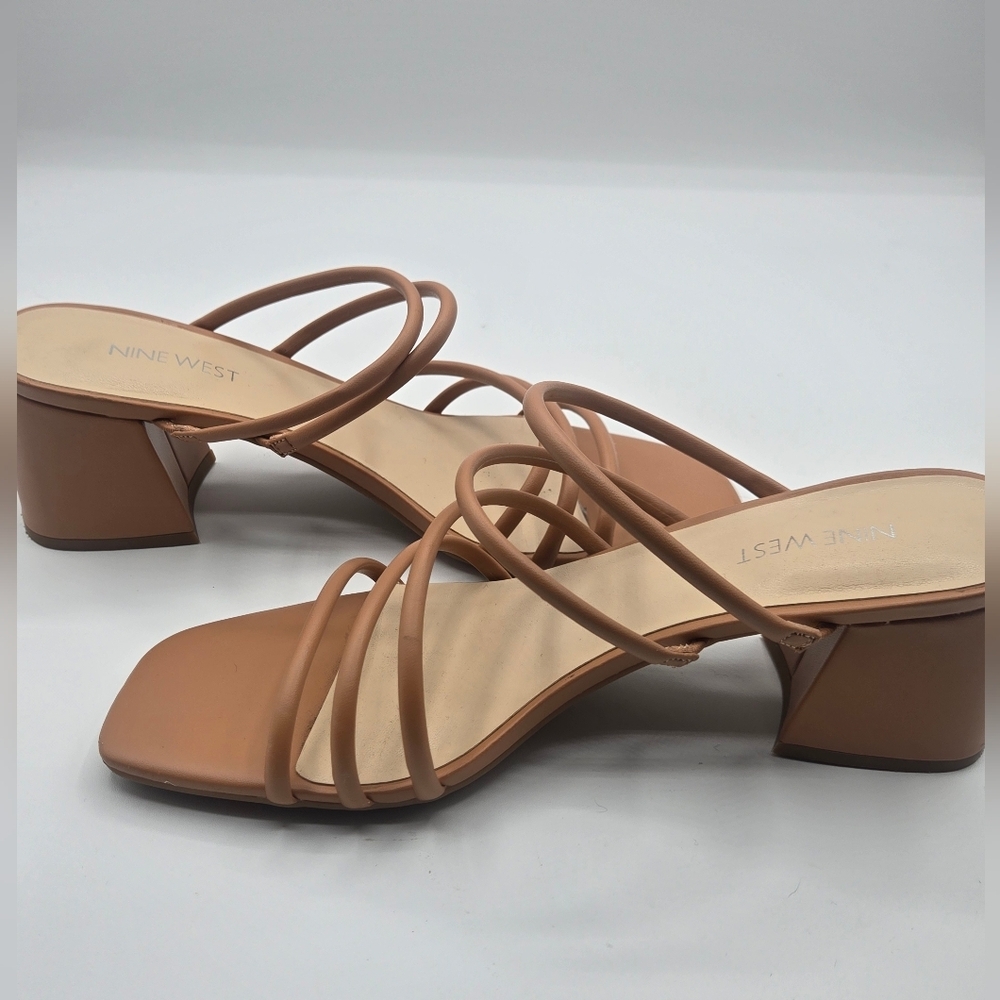 NINE WEST Strappy Block Heel Nude Sandle Sz 9.5 - Picture 6 of 6
